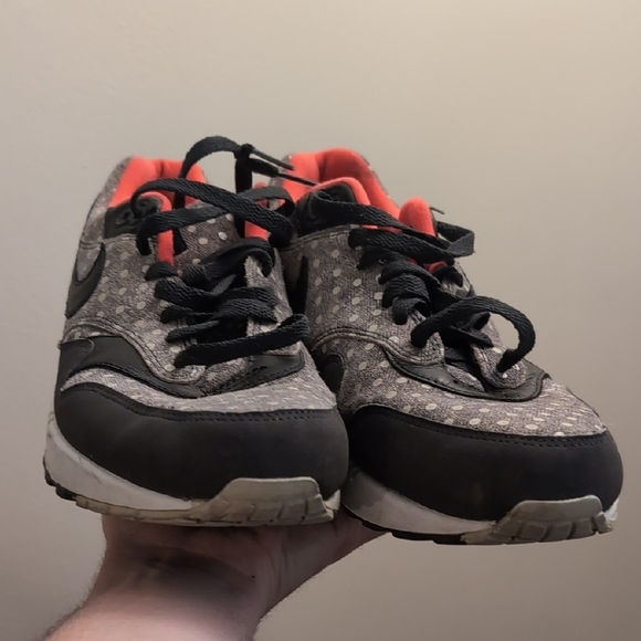 Nike Air Max "Polka-dot" Pattern - Picture 2 of 7